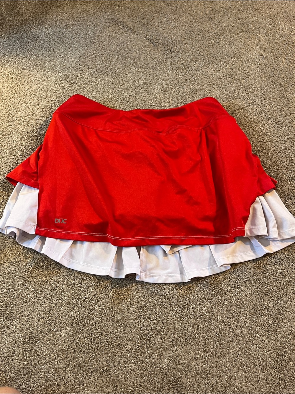 DUC SPORT szM Red White Pleated seat Tennis Skort Left Botton Load Pocket - Picture 2 of 9